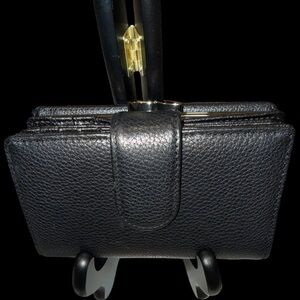 SAFE KEEPER Leather RFID Medium Multi-section Wallet - NWOT